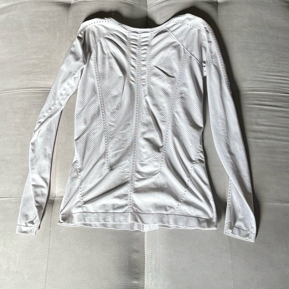 Athleta Foothills Seamless Long Sleeve White Size S - Picture 5 of 8